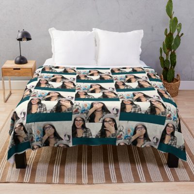 Sssniperwolf Laughing Collage Throw Blanket Official SSSniperWolf Merch